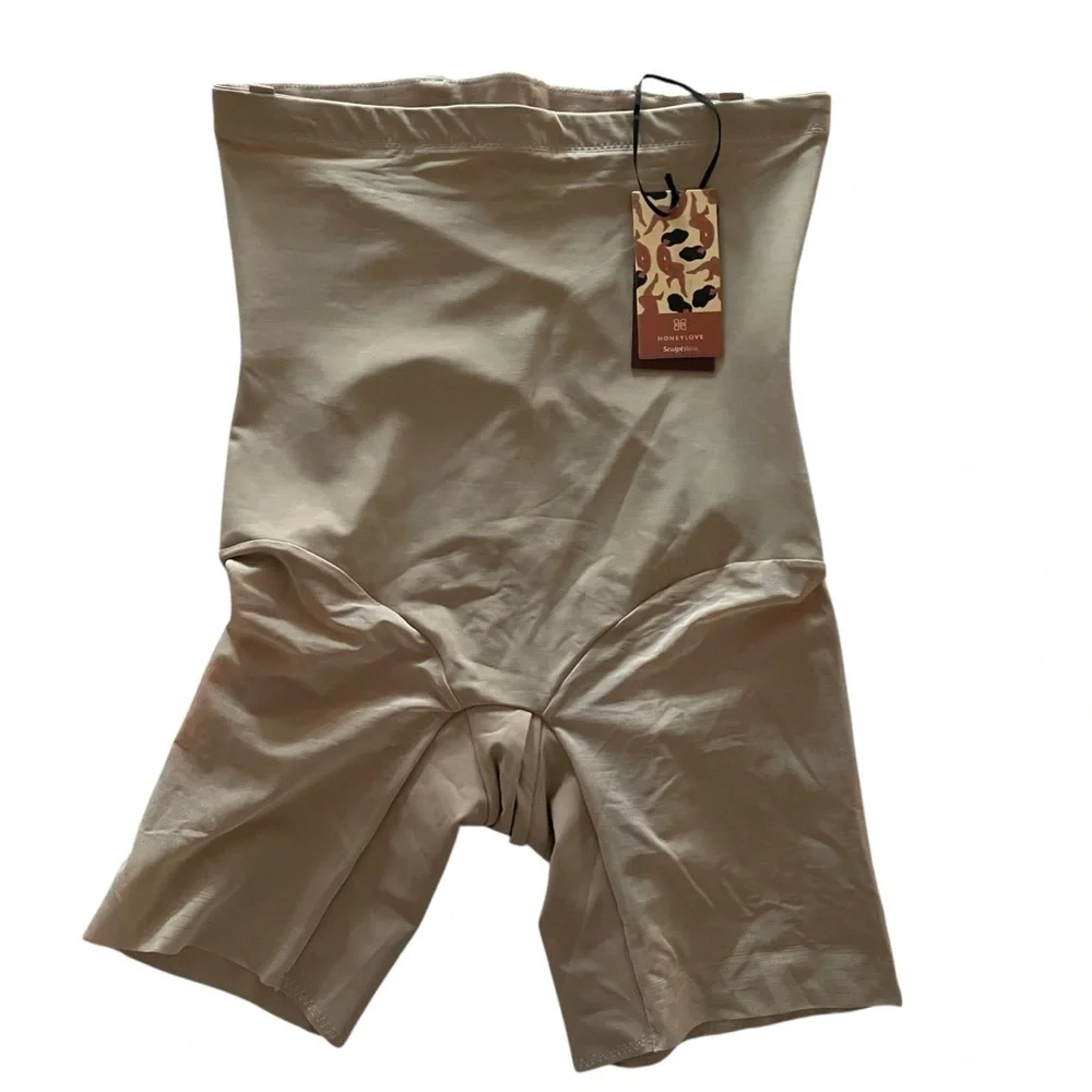 Honeylove Superpower Short in Sand Size 1X NWT